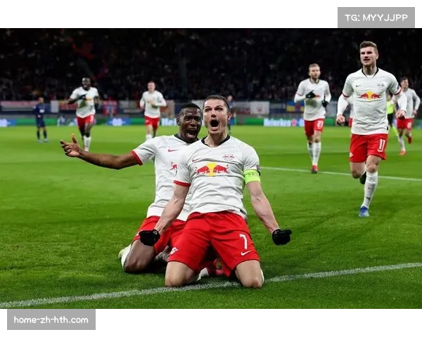 拜仁极致控球破解柏林联铁桶阵 门将危机下防线组织经受考验